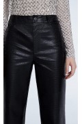 شلوار پارچه ای کروک ساختگی 5 جیبی چرم مصنوعی زنانه مشکی استرادیوریوس-4