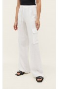 شلوار پارچه ای جیبدار زنانه سفید استرادیوریوس