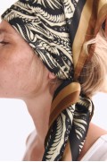 روسری ساتن چاپ شده زنانه اکرو / مشکی زارا