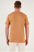 تی‌شرت با یقه 100% نخی چاپ شده 646R4040 مردانه زرد خردلی  ال سی وایکیکی