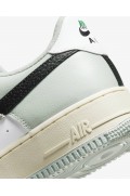 کتونی ایر فورس وان Nike Air Force 1 '07 LV8 مردانه نقره ای ای روشن نایک