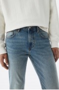 شلوار جین ساده مردانه نیلی رنگ پریده پل اند بیر