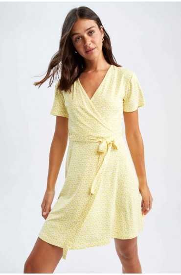 لباس شب کوتاه آستین کوتاه با طرح یقه A-Line زنانه زرد کمرنگ دیفکتو