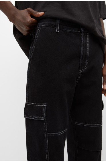 شلوار جین جیبدار بلوک رنگی با جزئیات درز مردانه مشکی پل اند بیر