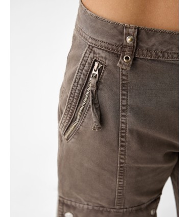 شلوار پارچه ای جیبدار نخی فاق کوتاه با بند زنانه شنی برشکا