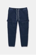 شلوار جین جیبدار با بافت نرم مردانه آبی متوسط پل اند بیر