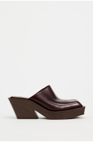 کفش پاشنه بلند چرمی با پنجه مربع زنانه قهوه ای زارا