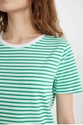 تیشرت آستین کوتاه یقه خدمه فیت معمولی زنانه سبز دیفکتو