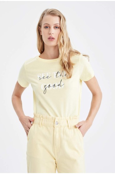 تیشرت آستین کوتاه صد در صد کتان چاپ شده با یقه معمولی زنانه رنگ زرد دیفکتو