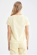 تیشرت آستین کوتاه صد در صد کتان چاپ شده با یقه معمولی زنانه رنگ زرد دیفکتو