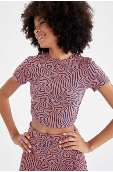تیشرت آستین کوتاه با یقه خدمه ژاکارد طرح دار زنانه صورتی روشن دیفکتو