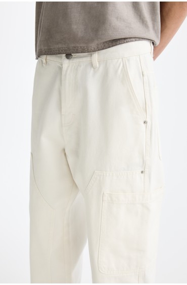 شلوار پارچه ای جیبدار دو پا مردانه رنگ سفید پل اند بیر