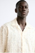پیراهن ژاکارد فرسوده مردانه سفید صدفی  زارا