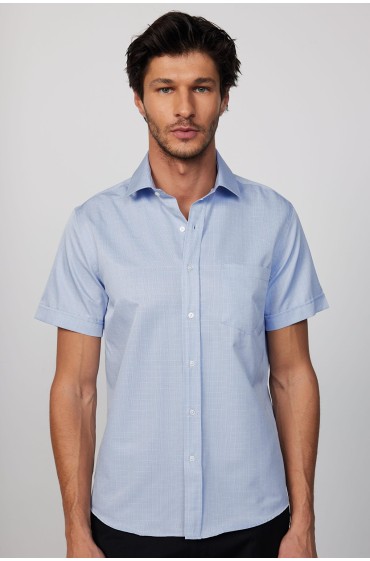 پیراهن مردانه تابستانی نخی تابستانی با یقه دکمه دار آستین کوتاه فیت مردانه آبی  ال سی وایکیکی