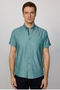 پیراهن ساده و آستین کوتاه کلاسیک تک جیب با یقه آکسفورد بافت مردانه سبز  ال سی وایکیکی