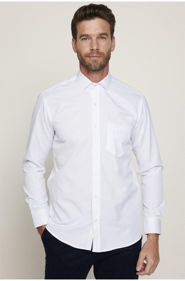 پیراهن سفید مردانه با طرح یقه کراوات کلاسیک فیت مردانه سفید  ال سی وایکیکی