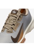 کتونی گلف مدل Nike Air Zoom Infinity Tour NRG رنگ استخوانی آهن سبک/بادبان/خاکی/قهوه ای باروک مردانه نایک