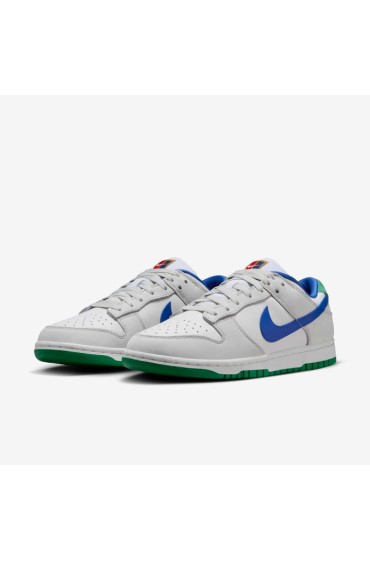 کتونی ورزشی مدل Nike Dunk Low 'Tennis Classic' رنگ سفید / گرد و غبار فوتون / سبز ورزشگاه / عکس آبی زنانه نایک