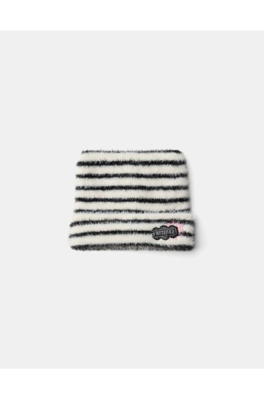 Beershka x Beetlejuice beanie زنانه مشکی برشکا