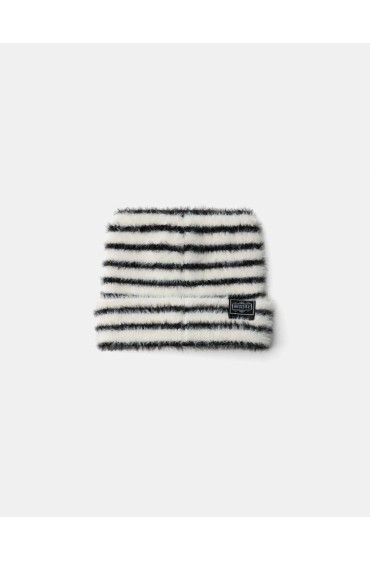 Beershka x Beetlejuice beanie زنانه مشکی برشکا