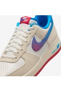 کتونی ایر فورس 1 مدل Nike Air Force 1 '07 LV8 رنگ شیر نارگیل / بادبان / قرمز دانشگاهی / عکس آبی مردانه نایک