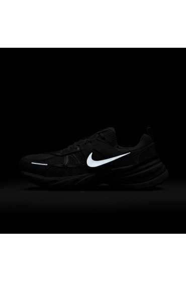 کتونی ورزشی مدل Nike V2K Run رنگ گرد و غبار فوتون / سفید قله / ارتش نور / نقره ای روشن زنانه نایک