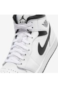 کتونی بسکتبال مدل Air Jordan 1 Mid رنگ سفید/سفید/سیاه/سیاه مردانه نایک