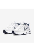 کتونی مخصوص باشگاه مدل Nike Air Monarch IV رنگ سفید/نقره ای متالیک مردانه نایک