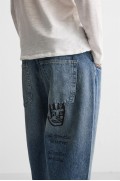 استودیو JEANS X ALL CAPS PRINTED BAGGY FIT مردانه آبی زارا