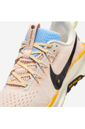 کتونی رانینگ مدل Nike Pegasus Trail 5 رنگ فانتوم/مرجان شسته/طلای دانشگاه/سیاه زنانه نایک