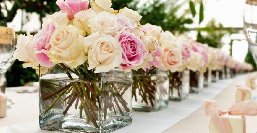 گل آرایی و تزیینات گل برای دیزاین شیک مراسم عروسی